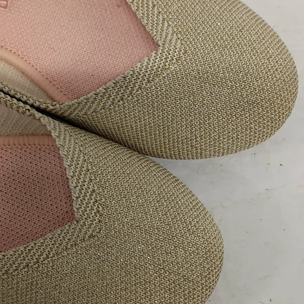 Rothy’s round toe flat- sparkly gold SZ‎ 6 M